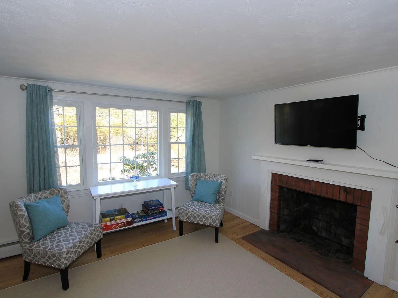 4 bed, 2.5 bath, $2,000 — Photo 4