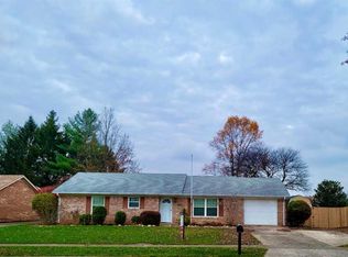 657 Squires Rd, Lexington, KY 40515