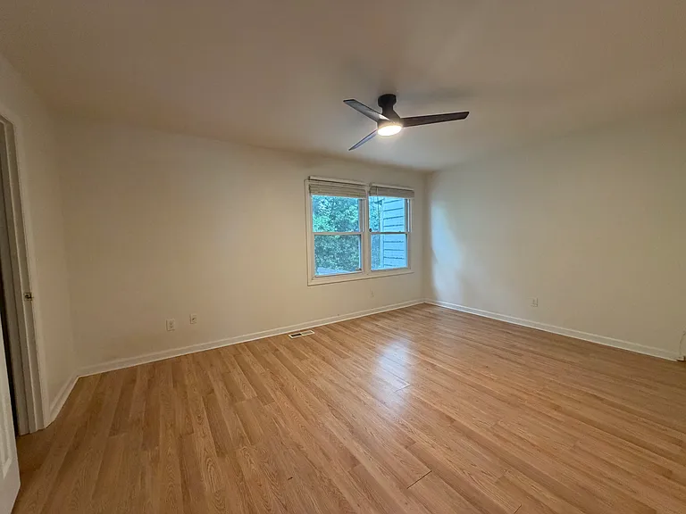 874 Baltimore Pl SW — Photo 13