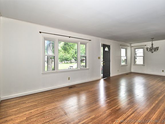 3rd image of 4129 S Trenton Ave