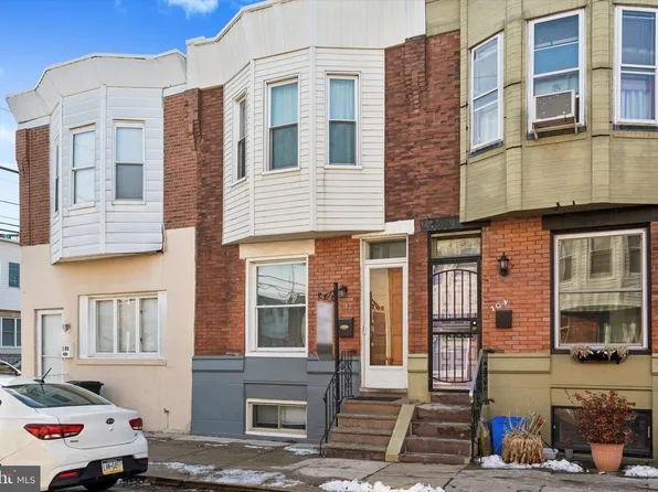 102 Daly St, Philadelphia, PA 19148