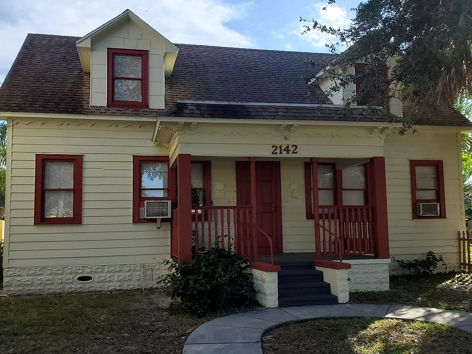 1st image of 2142 1st Ave N APT 3