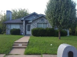 1117 Rosewood Ln, Lancaster, TX 75146