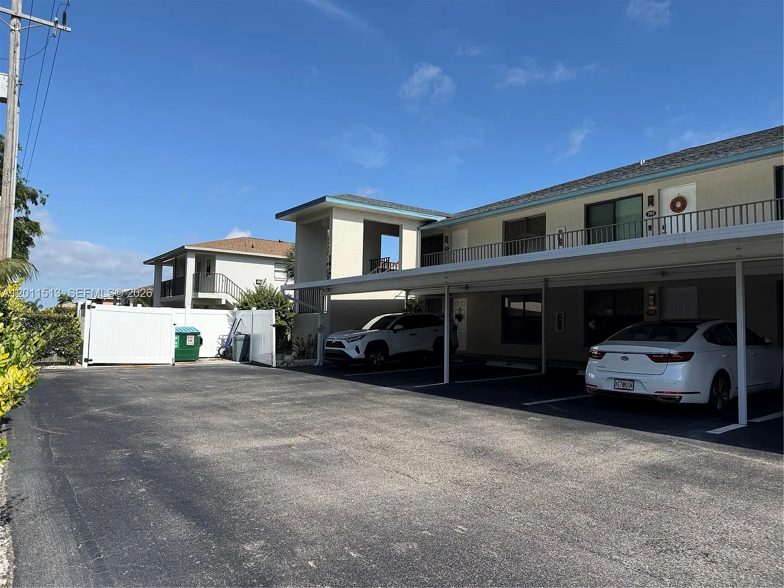 2 bed, 2.0 bath, $1,495 — Photo 2