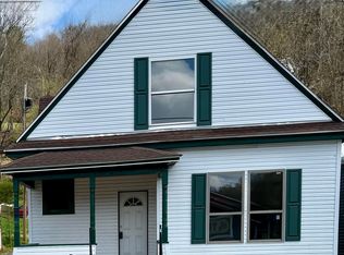 309 Main St, Mannington, WV 26582
