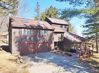 17 Acorn Hill Rd, Holden, ME 04429