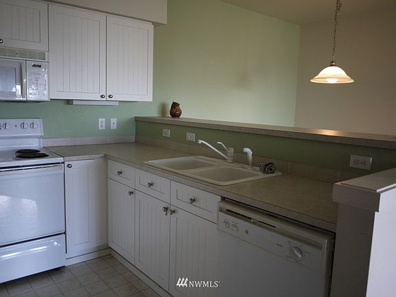 4th image of 15026 40th Avenue W #15303