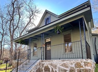 331 Dairy Hollow Rd, Eureka Springs, AR 72632