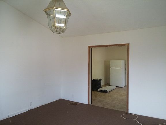 5th image of 603 Liberty St