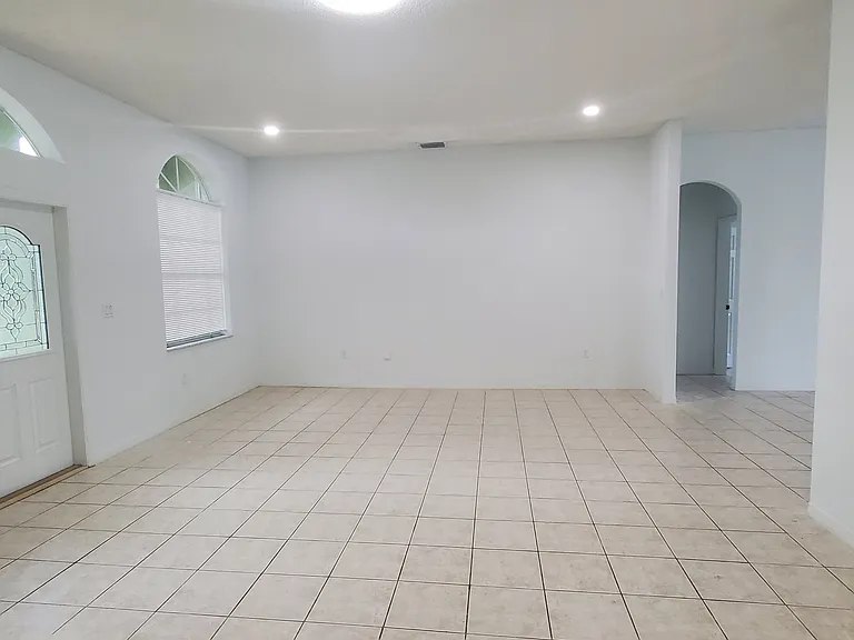 420 SE 23rd Ln — Photo 38
