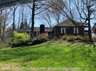 504 Mountain Breeze Ln, Knoxville, TN 37934