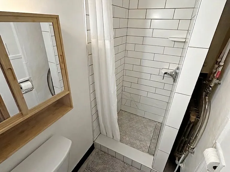 208 2nd St SE #10 — Photo 3