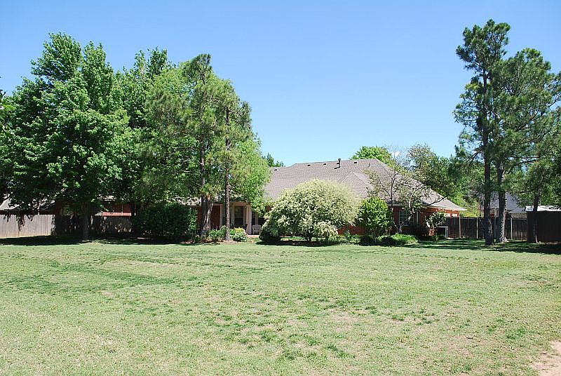 2nd image of 4721 Crystal Lake Rd