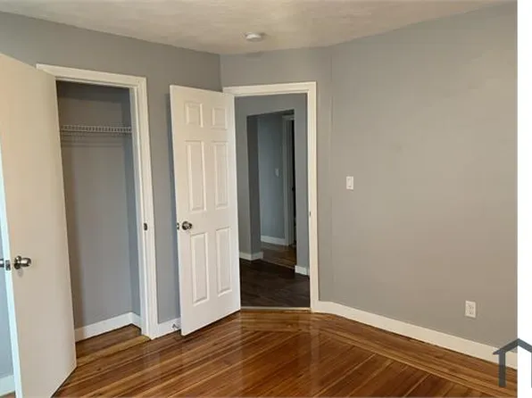 178 Chestnut St APT 3F, Lynn, MA 01902