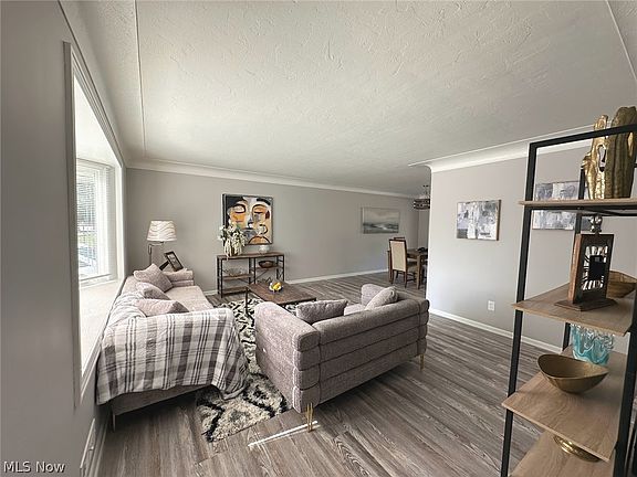 3rd image of 6304 Mariana Dr