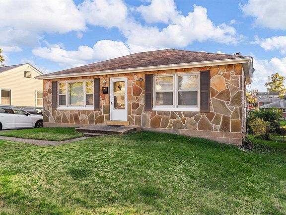 2nd image of 9432 Cote Brilliante Ave