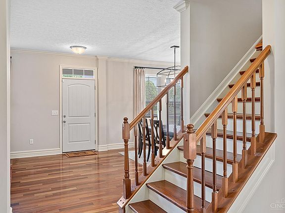 2nd image of 5375 Autumn Oak Dr