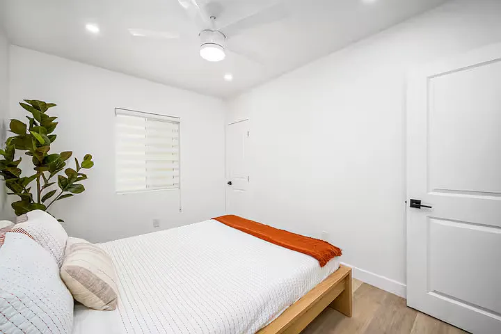 130 Anderson St #B — Photo 16