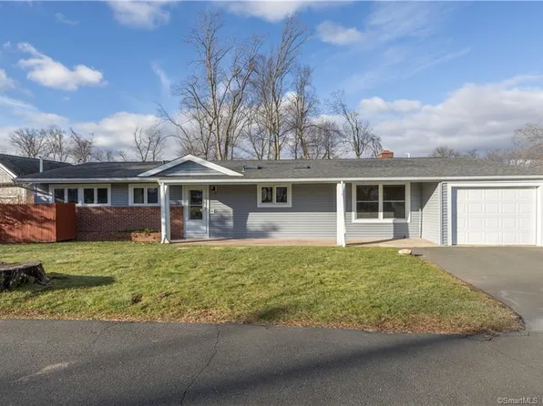 31 October Hill Road, Hamden, CT 06518