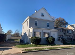 85 Hornsby St, Fords, NJ 08863