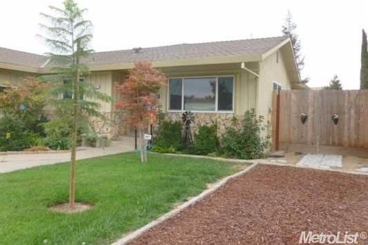 2nd image of 2717 Salluce Dr
