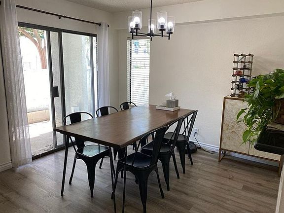4th image of 405 Park Shadow Ct #405