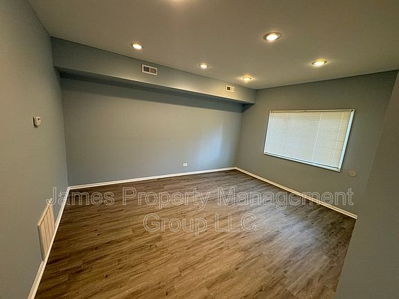 4th image of 2227 W 21st Pl #1