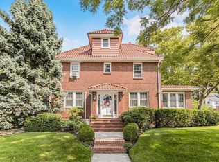 3235 167th St, Flushing, NY 11358