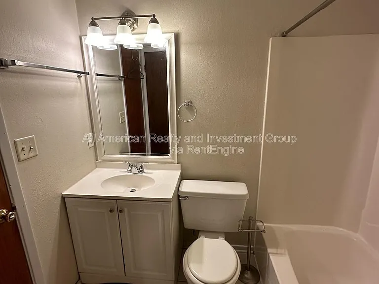 146 Alabama Ave NW #B — Photo 14