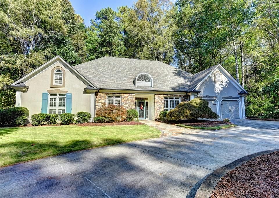 1st image of 4440 Windsor Oaks Cir