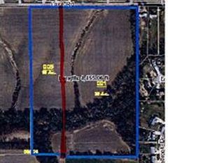 Lake Rd, Highland, IL 62249