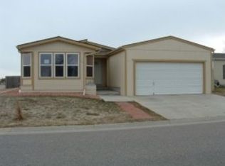 627 Willow Dr, Lochbuie, CO 80603