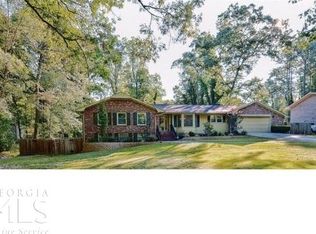 3661 Rainbow Cir, Snellville, GA 30039