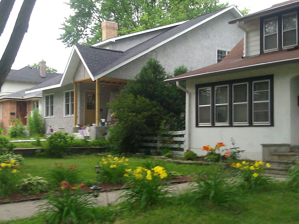 2nd image of 4832 Xerxes Ave S