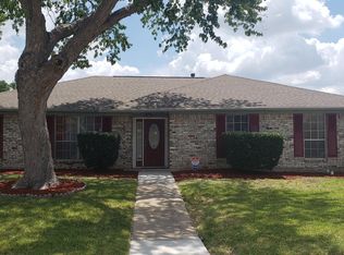 3812 Spring Hollow Dr, Carrollton, TX 75007