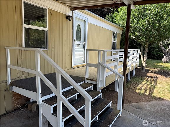 2nd image of 3517 Birch Bay Lynden Road