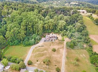 60 Bissell Rd, Lebanon, NJ 08833