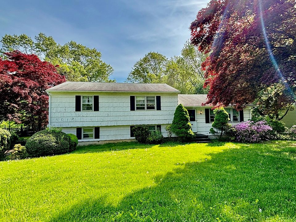 17 Ridgedale Rd, Bethel, CT 06801 Zillow