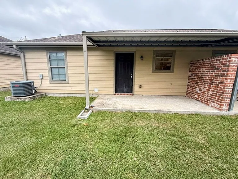 2520 Crockett St — Photo 19