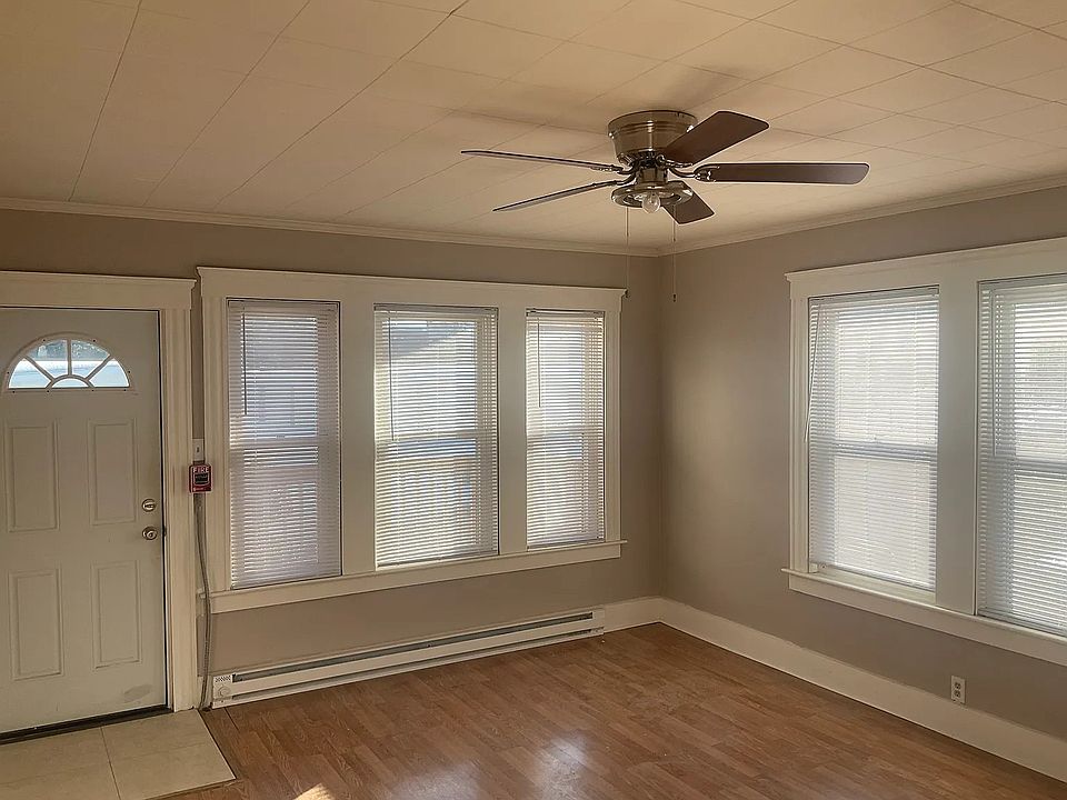 1st image of 28 Emerson St #1