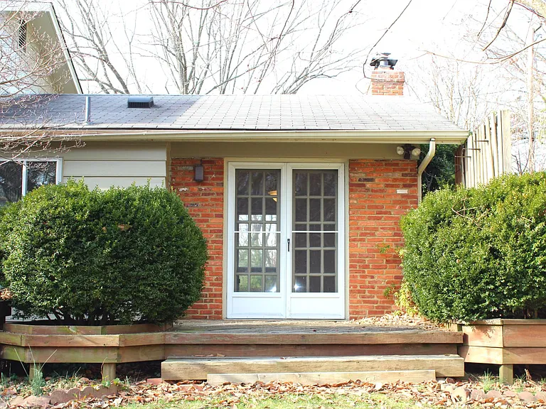 1049 Balls Hill Rd — Photo 57