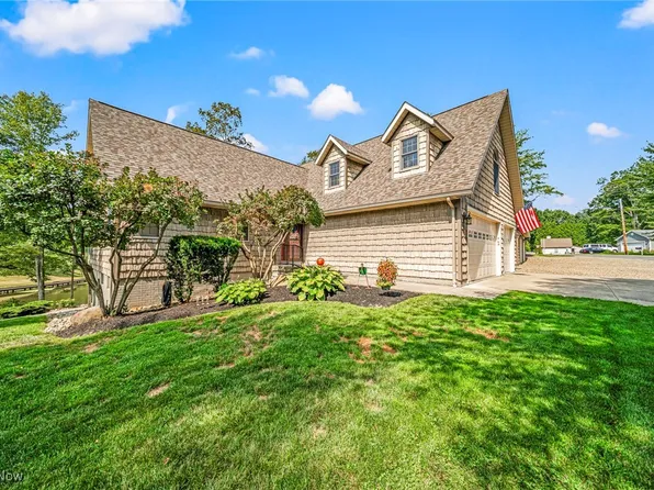 1418 Lake Vue Dr, Rome, OH 44085