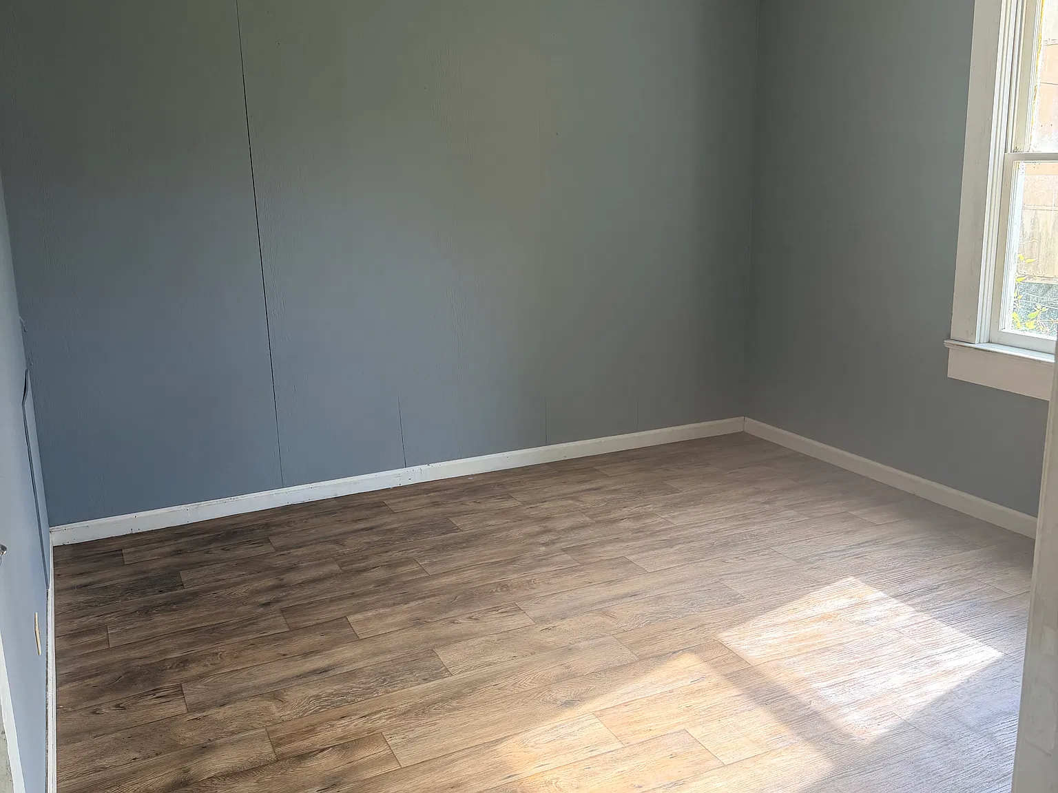 3 bed, 1090 sqft, $850 — Photo 4