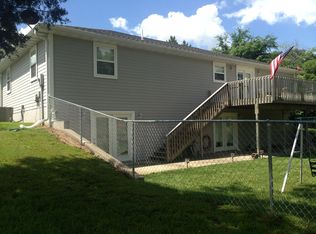 1502 W Walnut St, Nevada, MO 64772