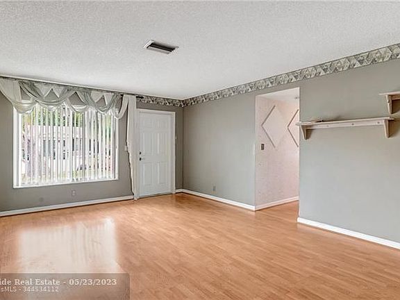 5th image of 3120 NW 69th Ct