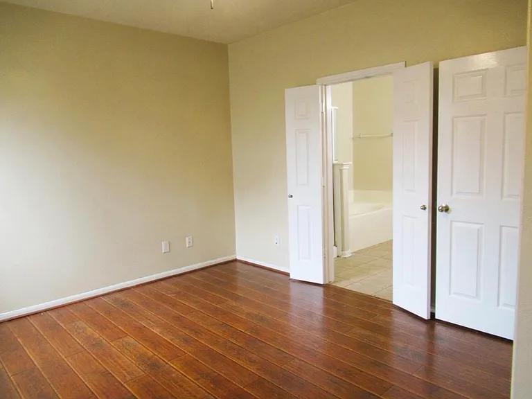 13222 Babbitt St — Photo 4