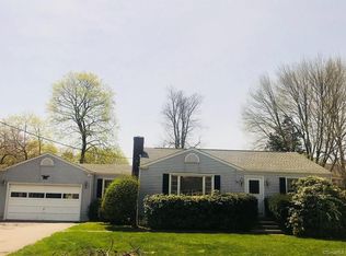 114 Sunnyside Ct, Milford, CT 06460