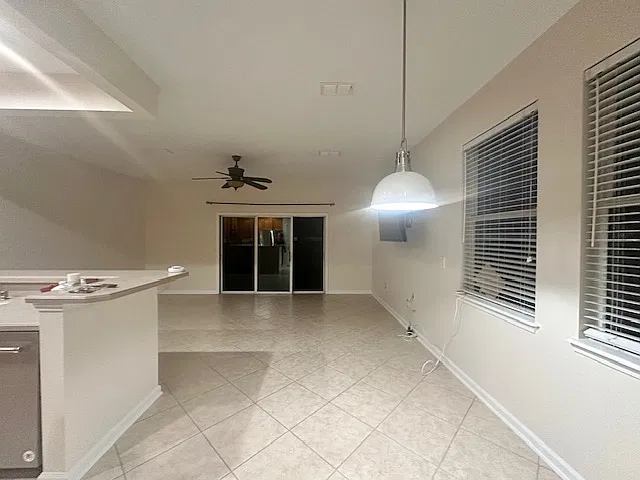 3 bed, 1480 sqft, $2,200 — Photo 4