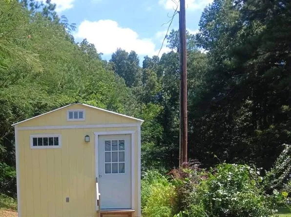 137 Dunbar Rd, New Concord, KY 42076