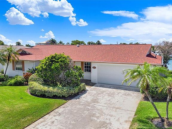 2nd image of 411 Palm Is NE